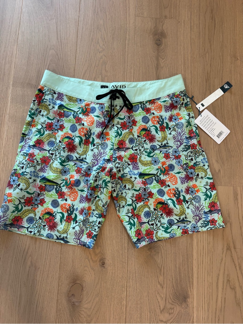 Avid Fish Floral Seafoam Board short